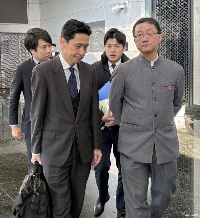 高市首相の尻拭いをさせられる男がコチラです