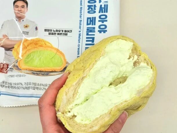 パン工場でメロンパンに誤ってメロン香料ではなくドリアン香料を使用 「メロンパンからウ●コ臭がして食えない」との苦情相次ぐ