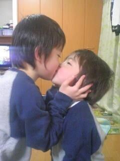 kiss