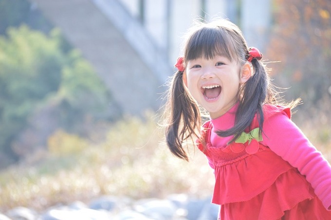【動画】女児さん(7)、イケメンを下の名前で呼ぼうとするも突然メス化して失敗