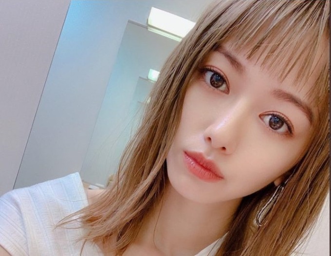 【動画】女優の山本舞香さん、現場入りの時の態度が悪すぎると話題に