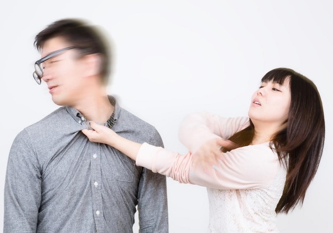 【動画】女さんがチビ男に喧嘩を売った結果ｗｗｗｗｗｗｗｗｗ
