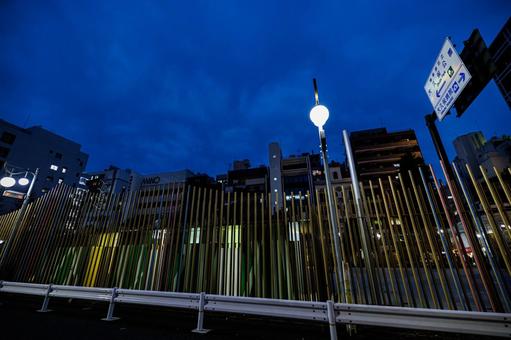 【動画】立ちんぼ女さん2人組、ボコられる