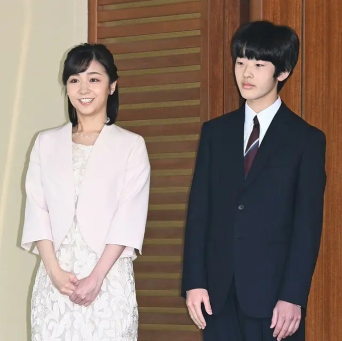 【悲報】悠仁様、なんか様子がおかしい