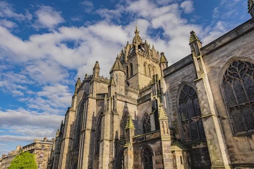 イングランド人、サッカー日本戦を前に大興奮してとんでもない状態になる