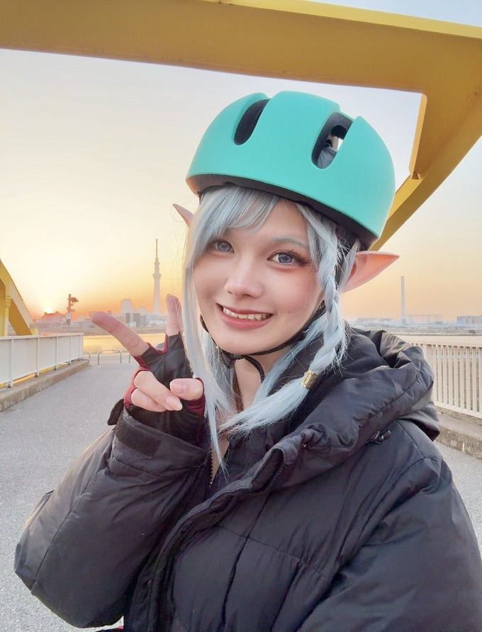 加工強めの女コスプレイヤーさんが他人の動画に出演した結果ｗｗｗｗｗｗ