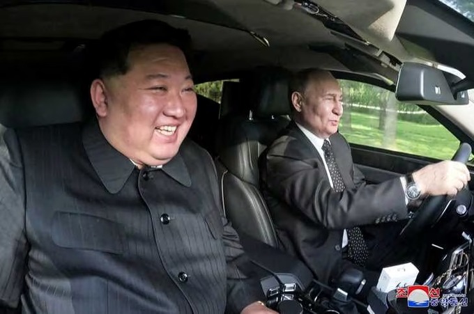 プーチンと金正恩のドライブデートｗｗｗｗｗｗ