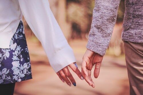 8歳年下の恵体嫁をゲットした30歳男性がこちらです