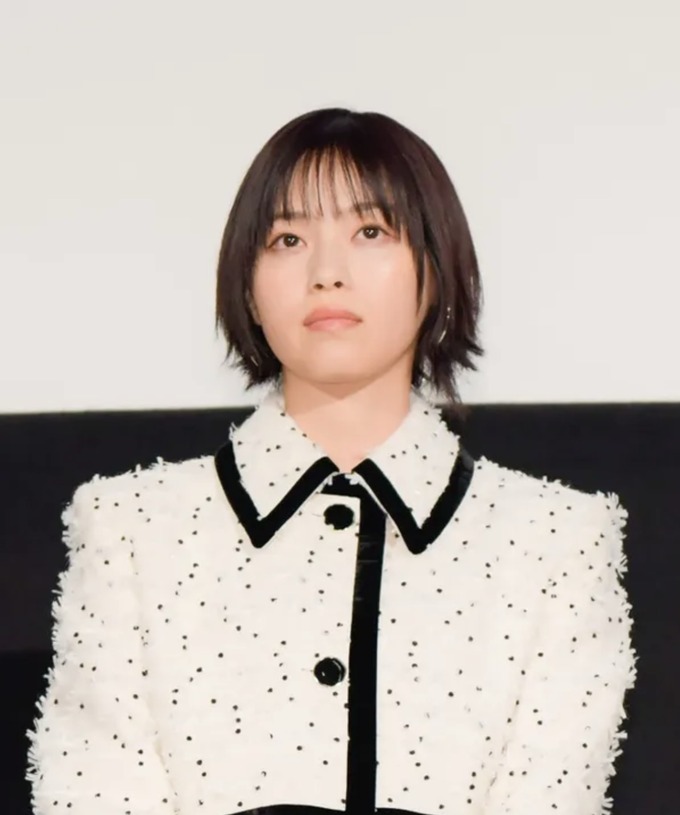 【悲報】西野七瀬さん、30歳超えた辺りからどんどんおばさん臭くなる