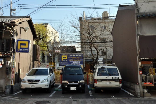 駐車場1