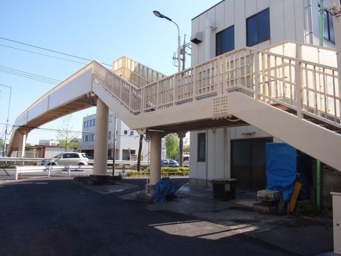 ④