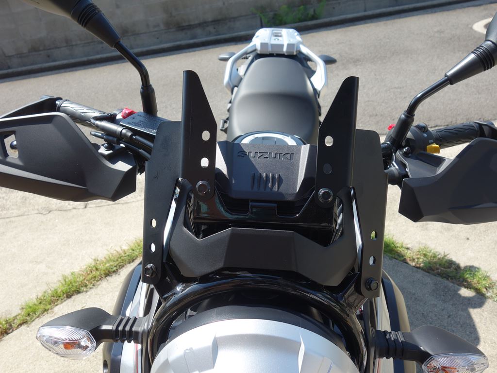 Vストローム250、旭風防製ウインドスクリーン（VS-15）お取り付け！の