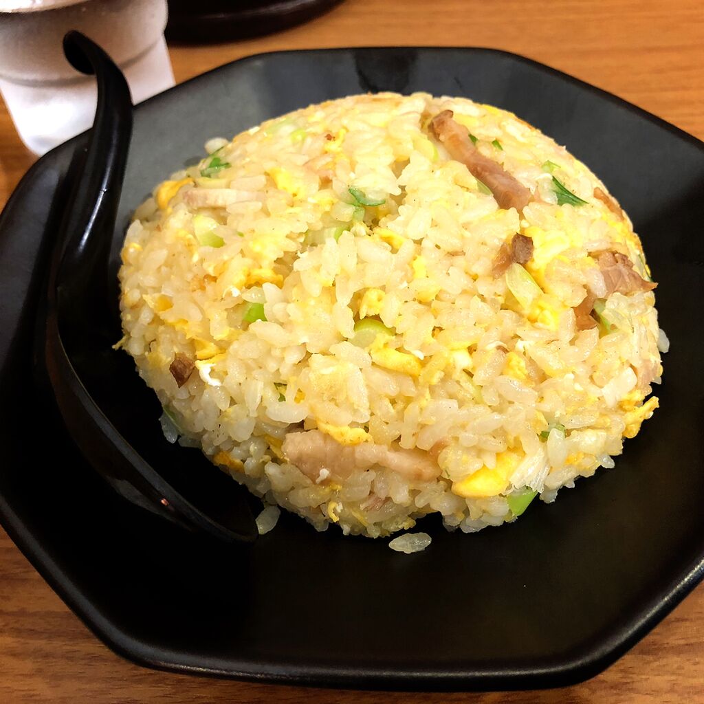 東奔西走ラーメン巡り 「全国実力派50店 徹底ガイド」柴田書店