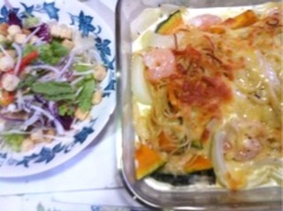 グラタンとシザーサラダ