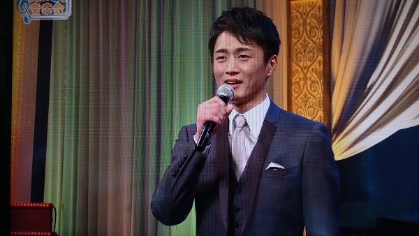 真田ナオキ 泣き癖女と舌打ち男 寝息 吐息も 闇ン中 New Virtual書き下ろ詞 いつも心に詞 うた を置いて あの歌手あのartistに Virtual書き下ろ詞