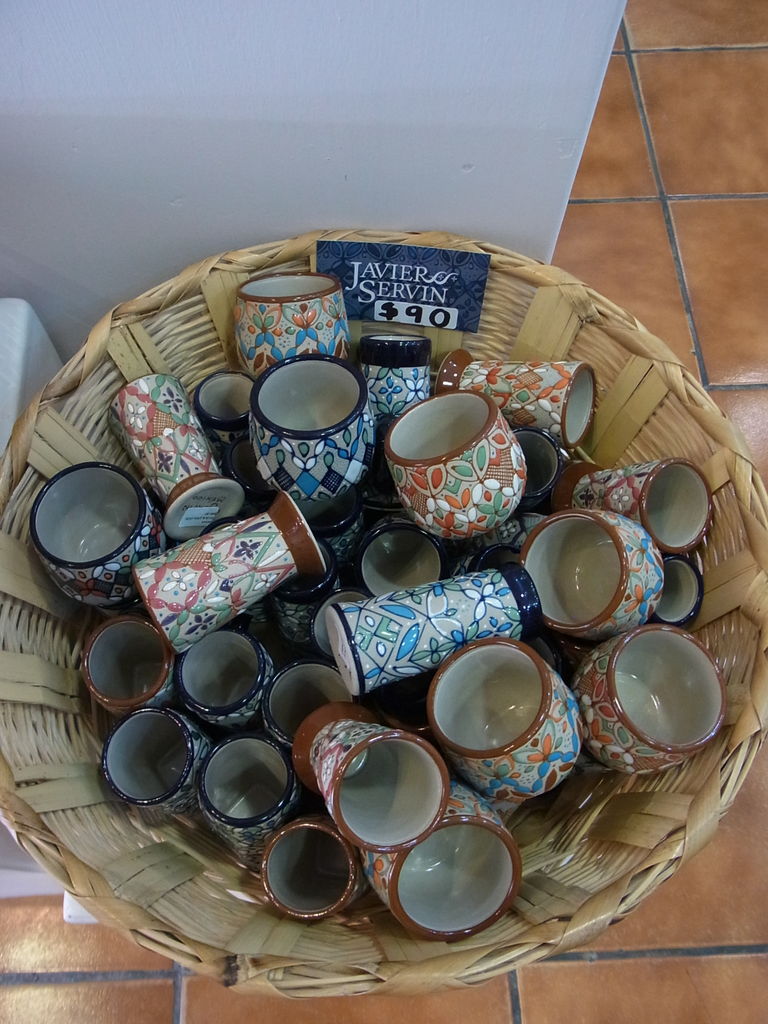 メキシコ・セルビン焼き 花瓶2点 メキシコ セルビン焼き 花瓶、お酒入れ メキシコ・セルビン焼き