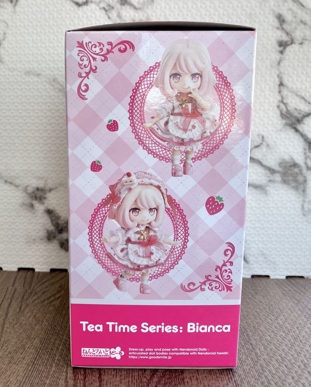 ねんどろいどどーるビアンカ 開封しました。 : みどり色のぶた