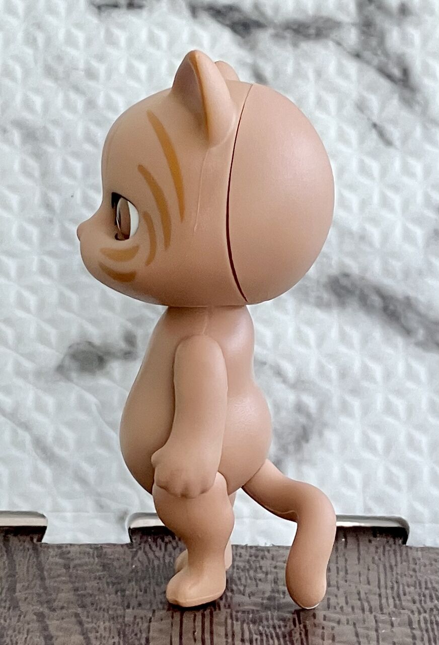 カプセルドール 購入しました。 : みどり色のぶた