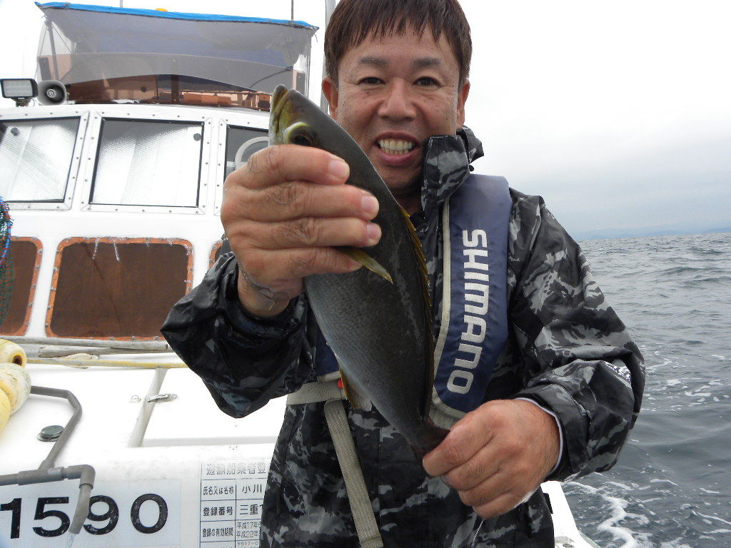 10 13 愛知の藤澤様 橋本様２名の仕立て 伊勢志摩 釣り船 智栄丸