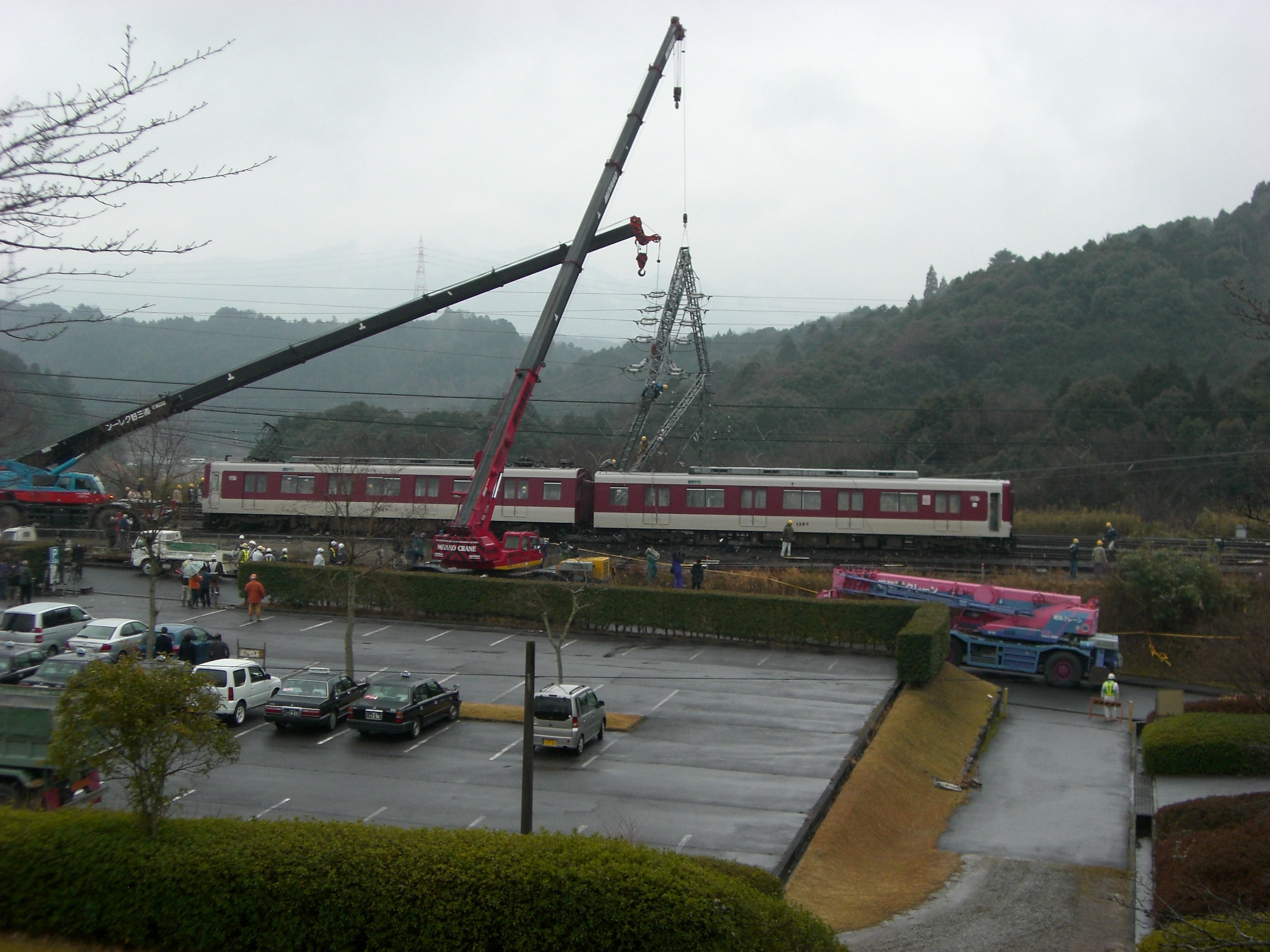 近鉄脱線事故 三重県よろずや