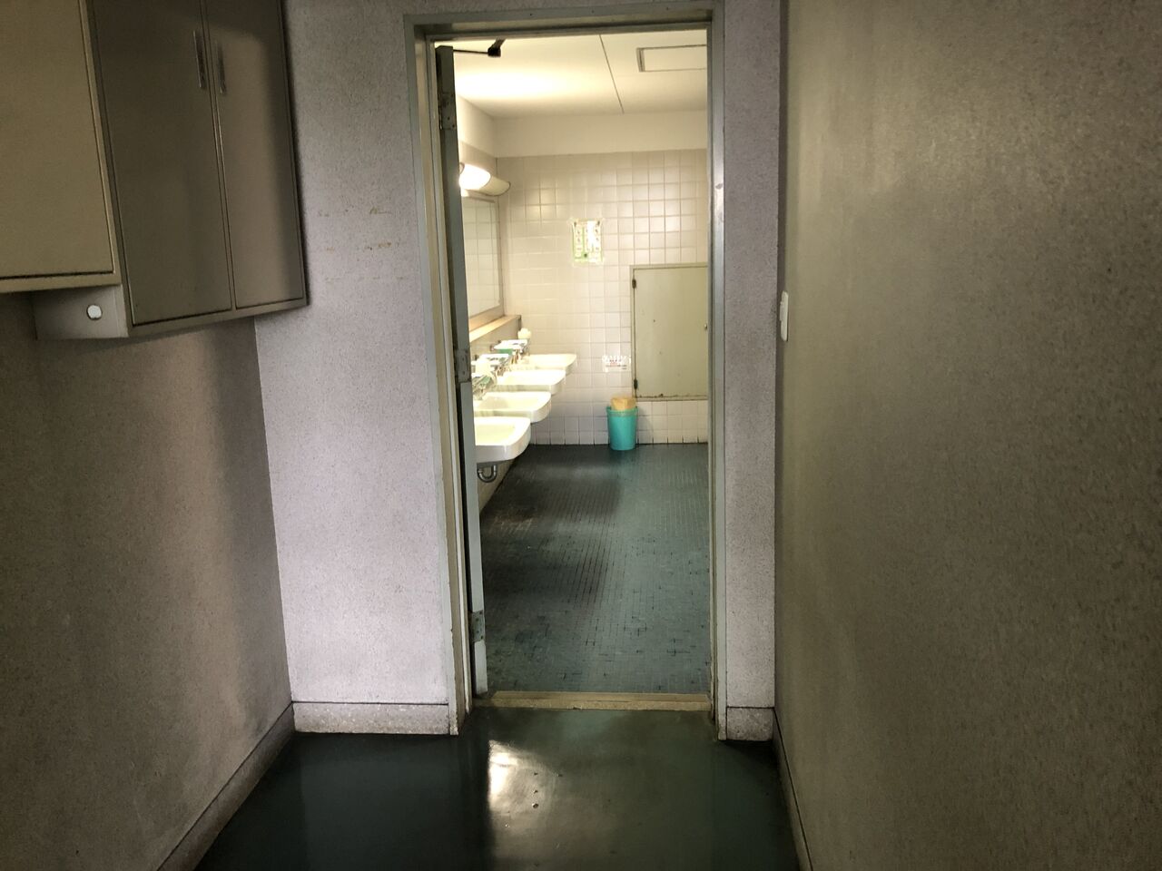 CE30EC09-FE49-4EC2-842D-289FC8EE152D