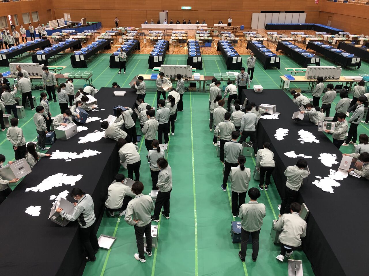 ��ɼ����