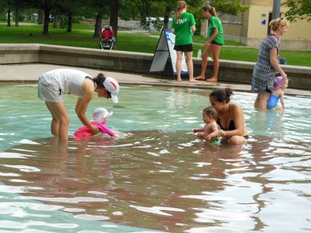 公園での水遊び 徒然なるままに