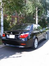 BMW525i