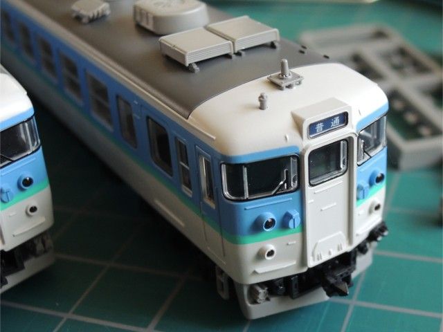 TOMIX 169系長野色 パーツ取り付け : みっふぃのブログ