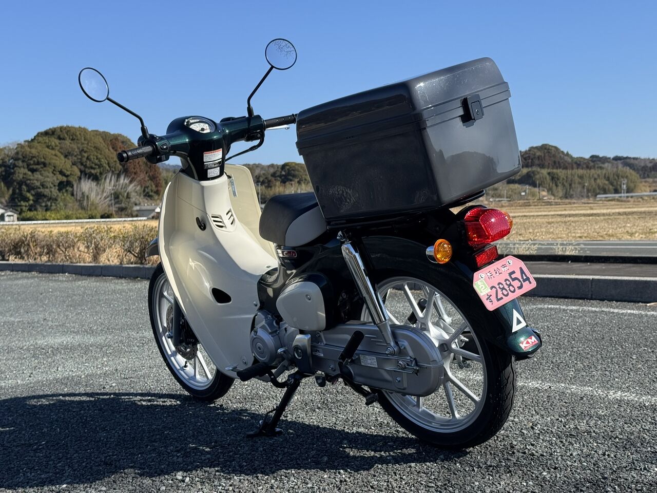 カブ
＊＊BMX仕様フレーム テックサーフから CT125ハンターカブ用フルエキゾーストマフラー「ZEEX