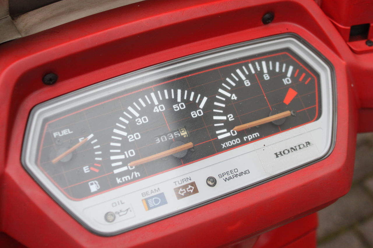 HONDA Lead R (AF10) ホワイト 初代リード・タコメーター HONDA リード