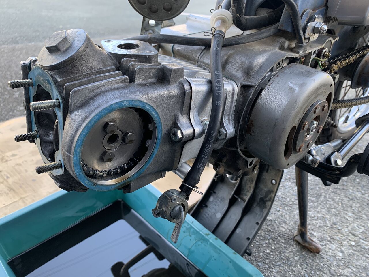 カブのヘッド交換(12Vヘッド+ハイカム) : 歪2013 カブのヘッド交換(12Vヘッド+ハイカム) : 歪2013