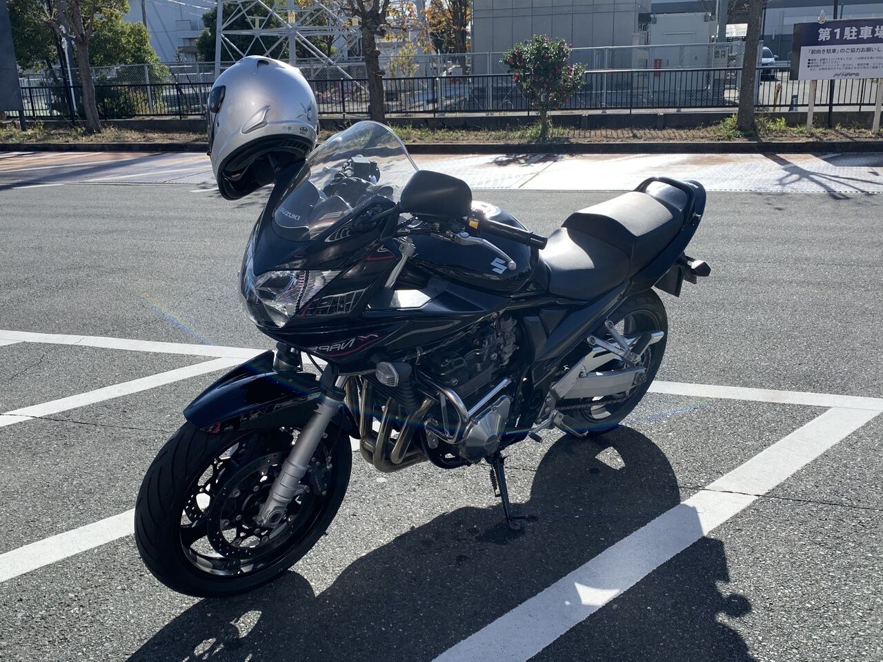 リアタイヤ交換 素敵な代車 歪13 リアタイヤ交換 素敵な代車 歪13
