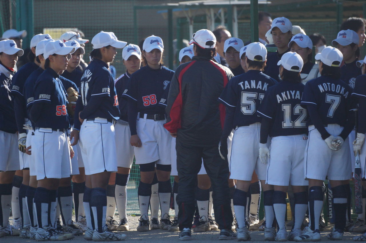 第６回全国大学 実業団対抗ソフトボール選抜大会 東海理化vs園田学園女子大学 観戦記 Softball Info ソフトボールインフォ