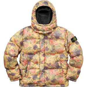Supreme-Stone-Island-Lamy-Cover-Stampato-Puffy-Jacket-5-300x300
