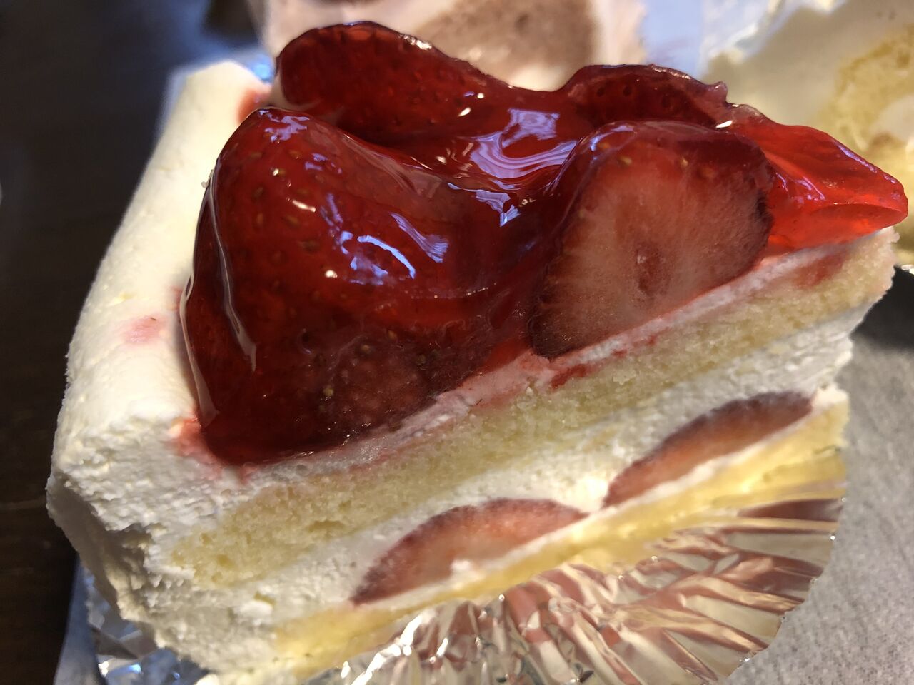 リブランのイチゴのショートケーキと春ケーキ 富山のミカエル日記 リブランのイチゴのショートケーキと春ケーキ 富山のミカエル日記
