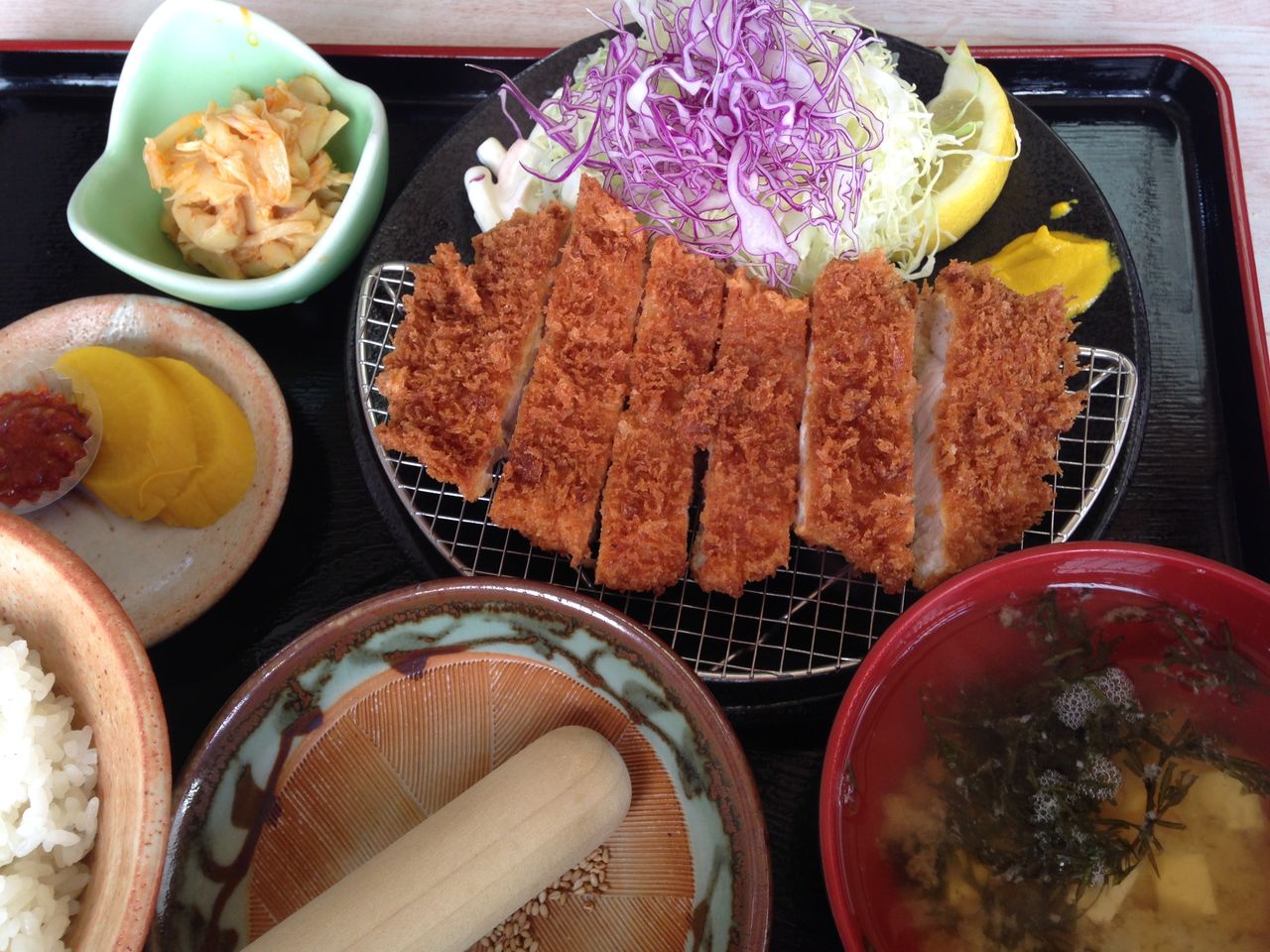 銭形のトンカツ定食と大エビフライ 富山のミカエル日記 銭形のトンカツ定食と大エビフライ 富山のミカエル日記
