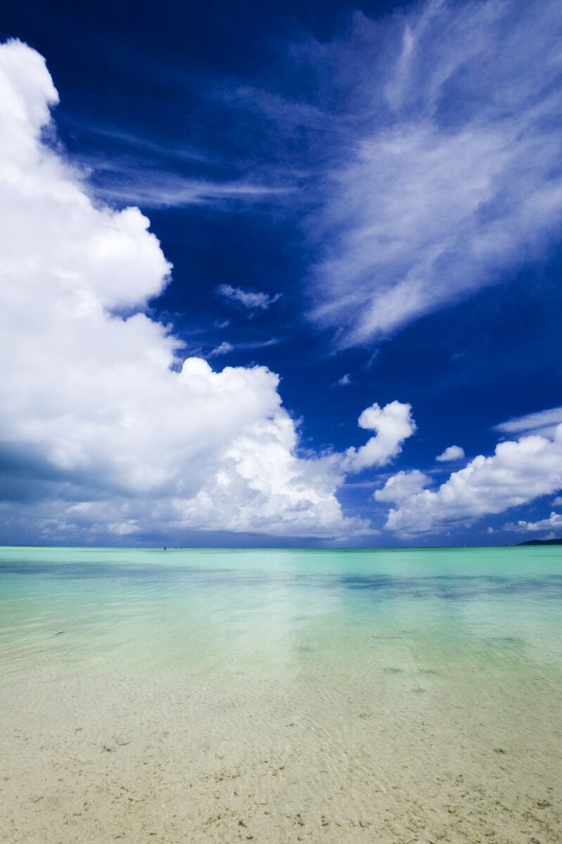 きれいな海(Beautiful Sea) : 海、グラドル、ようこ
