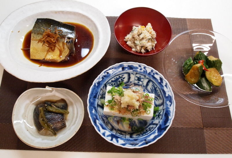 おばんざい Mikageマダムの夕食レシピ おばんざい Mikageマダムの夕食レシピ