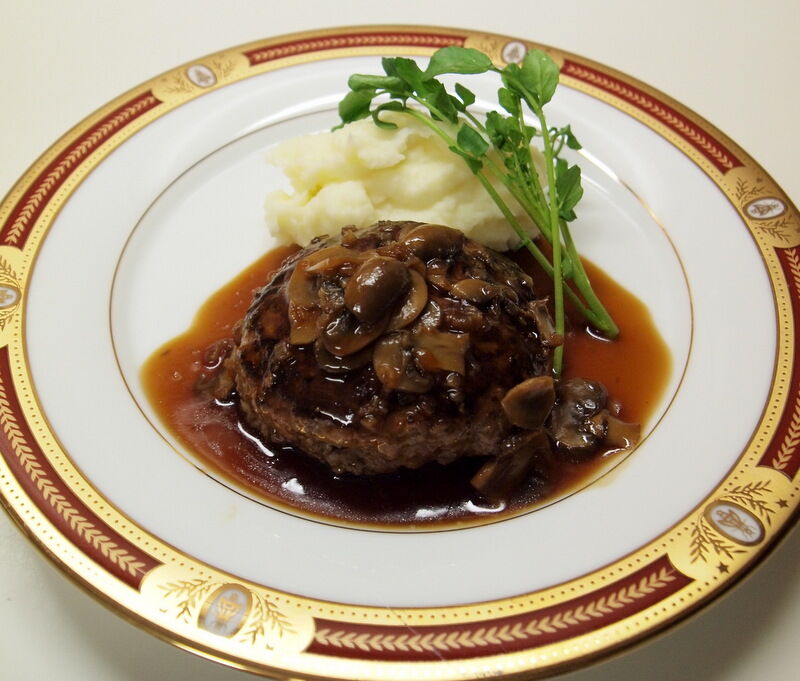 マッシュポテトにグレイビー Mikageマダムの夕食レシピ マッシュポテトにグレイビー Mikageマダムの夕食レシピ