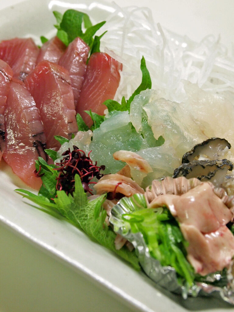 おこぜと鰹のお刺身 Mikageマダムの夕食レシピ