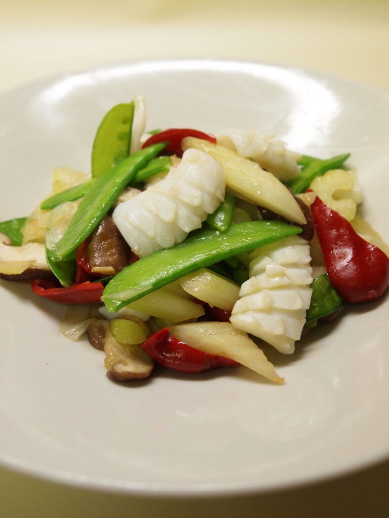 いかと野菜の炒め物 Mikageマダムの夕食レシピ いかと野菜の炒め物 Mikageマダムの夕食レシピ
