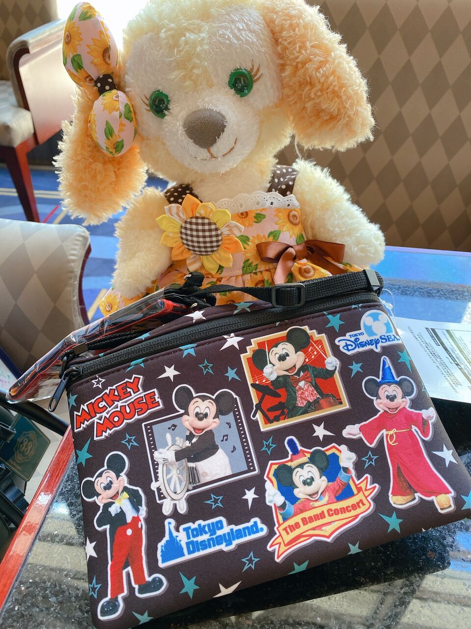 新商品 実写ミッキーの、カメラストラップポーチ付き