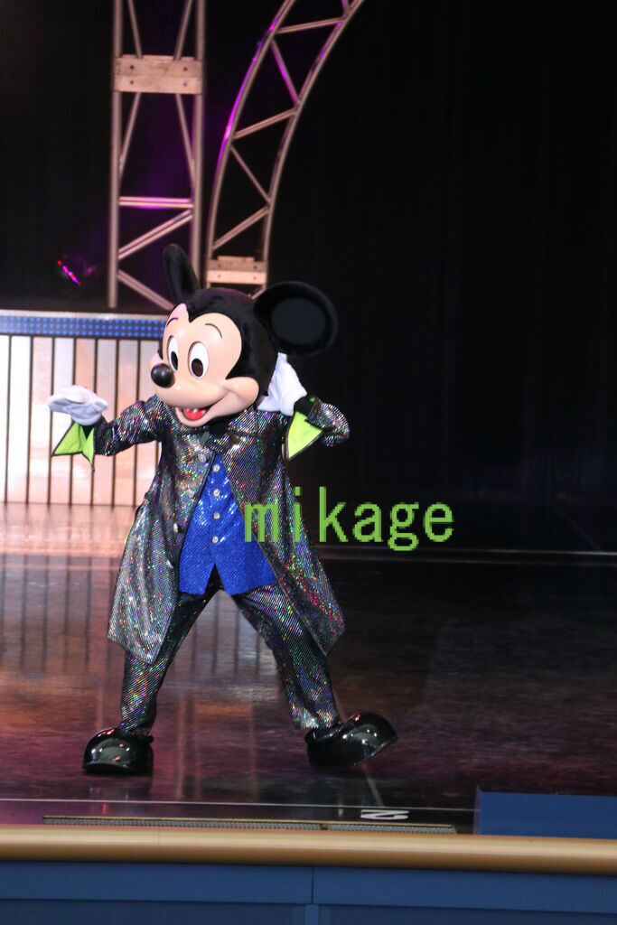 パラパラと言えばコナンとバッキー木村を思い出す 笑 ダッフィー大好き 美影のひとりごと