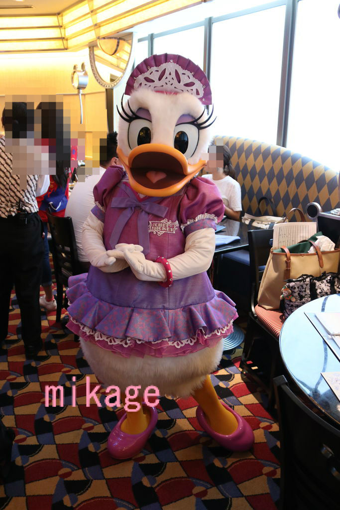 ディジーちゃんドナルドを叱る 笑 シェフミにて ダッフィー大好き 美影のひとりごと ディジーちゃんドナルドを叱る 笑 シェフミにて ダッフィー大好き 美影のひとりごと
