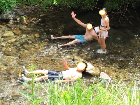 顔消しサウナ水浴