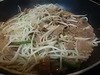 もやしでカサ増し炒め