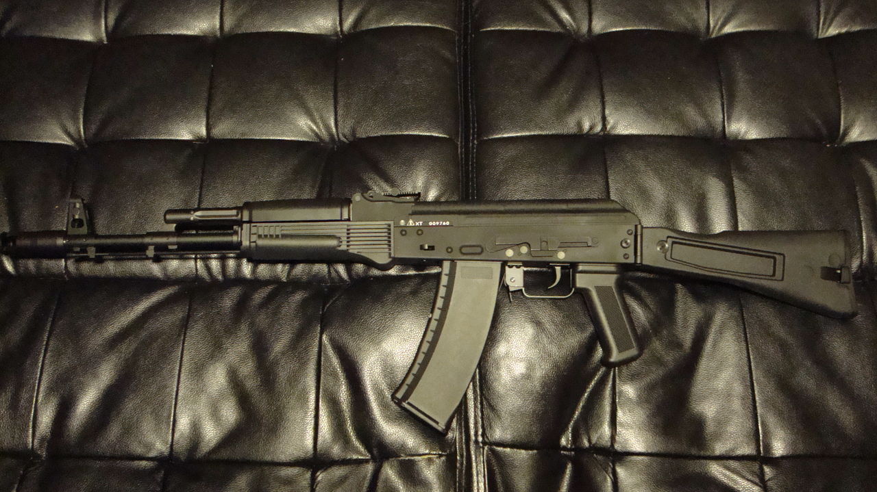 人に言えない趣味もある。 : KSC AK74Mレビューもどき
