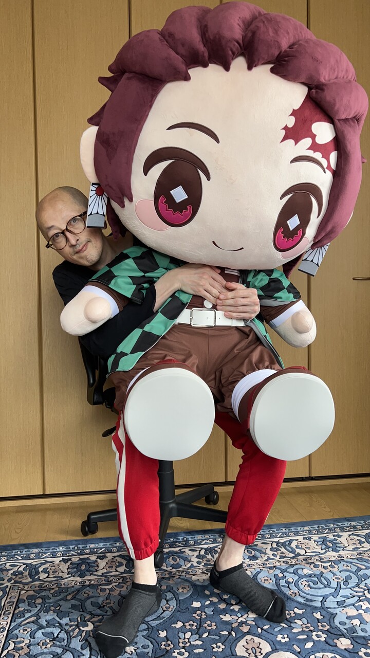 どきゅーと！超特大ぬいぐるみの竈門炭治郎くんを買っちゃった