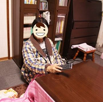 コタツに半纏。実家でこれを始めたら、もう抜けられません。